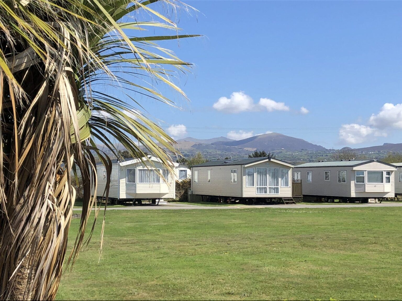 Dinlle Caravan Park 3
