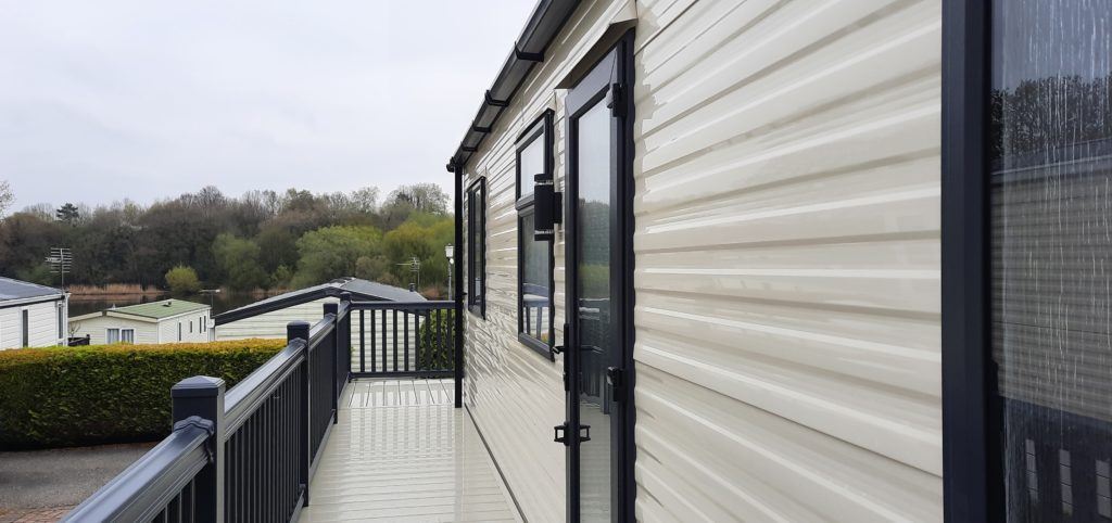 2023 Carnaby Oakdale