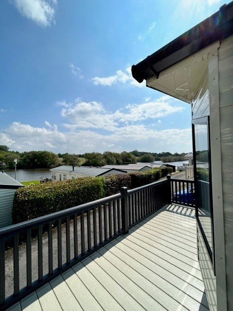 2023 Carnaby Oakdale