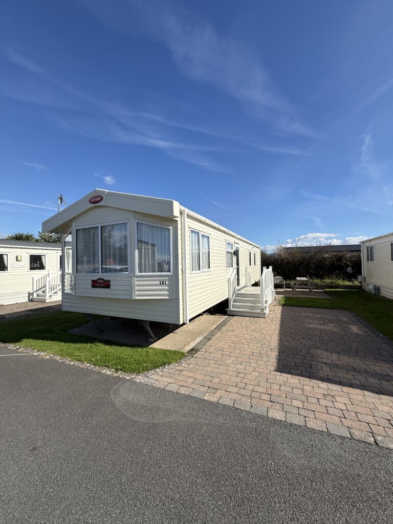 2020 Carnaby Oakdale