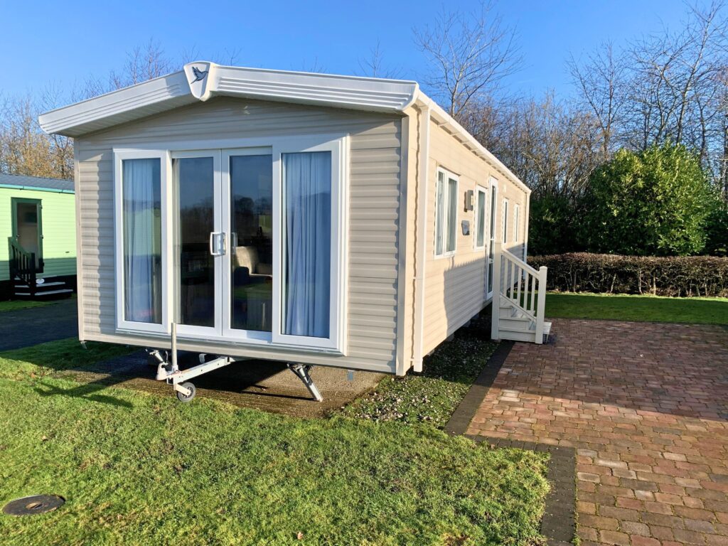 2015 BK Bluebird Caprise