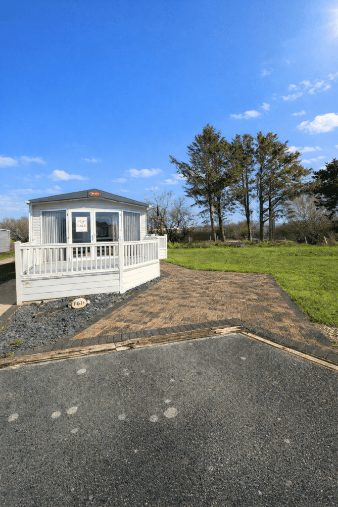 2020 Carnaby Glenmore Lodge